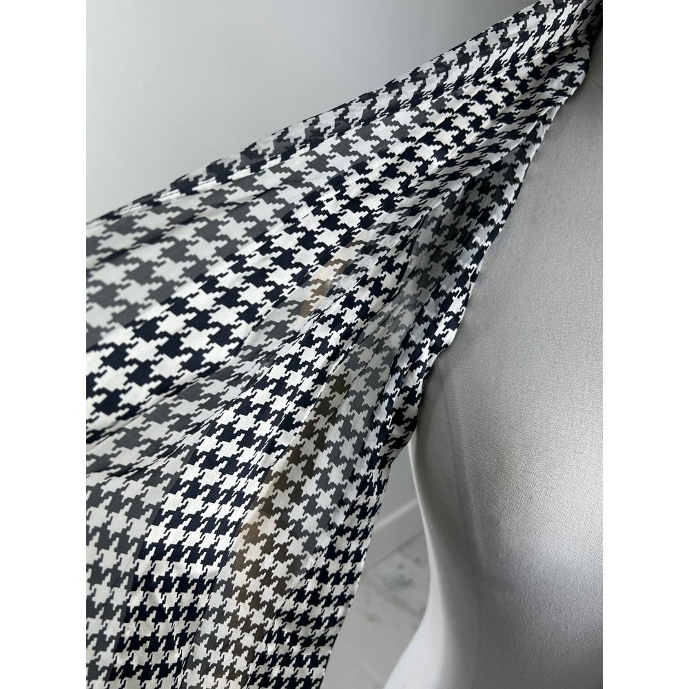 Silk Houndstooth Fringe Scarf 64" x 12.5" - Picture 2 of 6